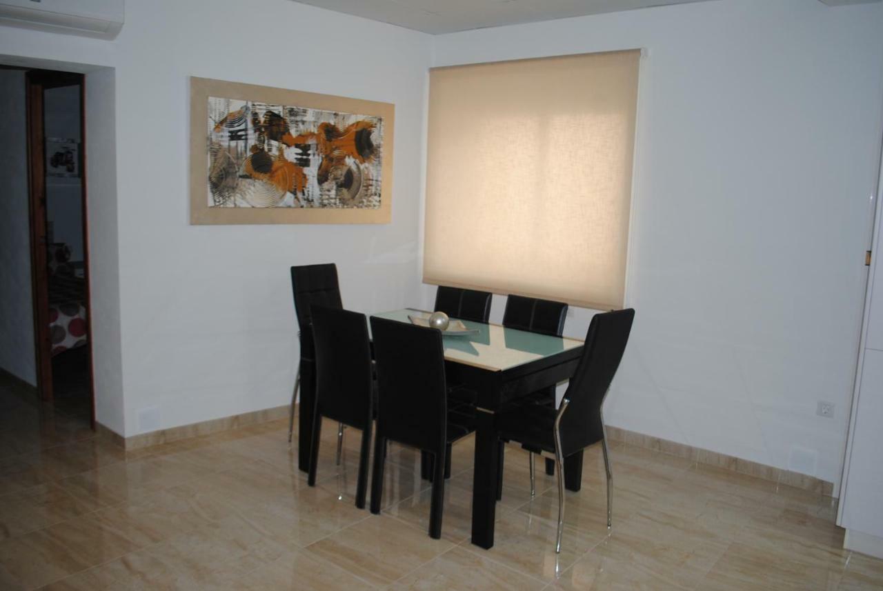 Apartaments El Tiet Sant Carles De La Rapita Exterior photo
